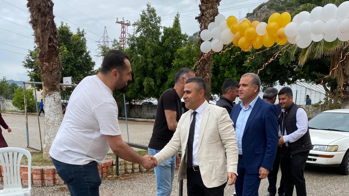 Okulumuzda kermesimizi gerçekleştirdik.